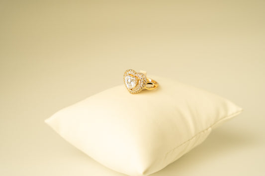 Ring with a diamond heart